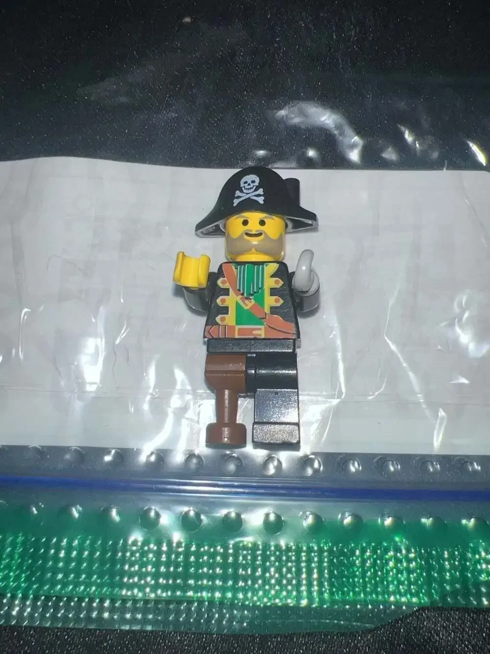 LEGO Pirates Captain Redbeard Minifigure (pi055) with Hook and Peg Leg